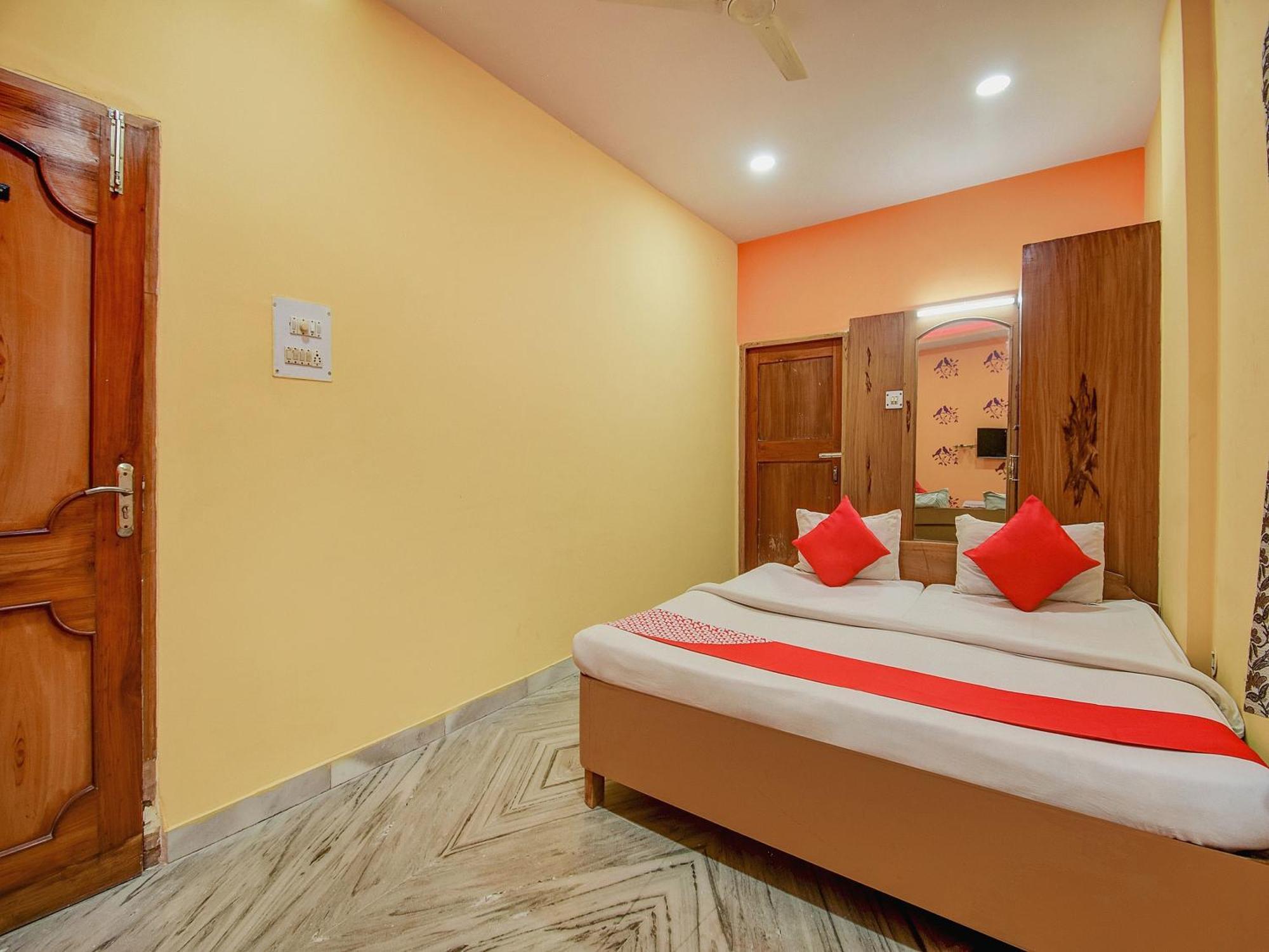 Super Oyo Hotel Priyal Amrit Sagar Rourkela Eksteriør billede