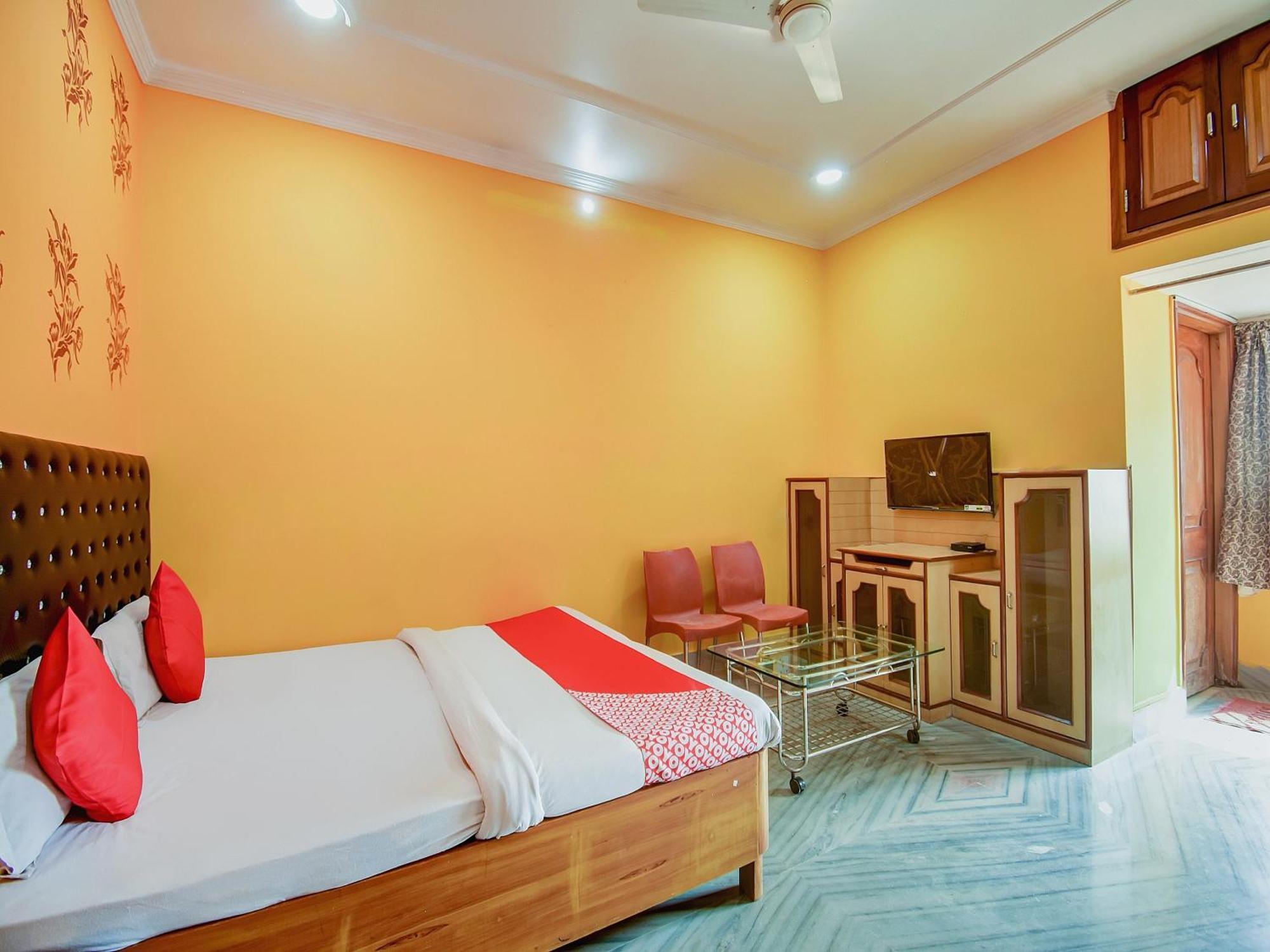 Super Oyo Hotel Priyal Amrit Sagar Rourkela Eksteriør billede